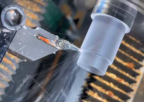 acrylic-turning-milling-cnc-machining-industry-small-batch