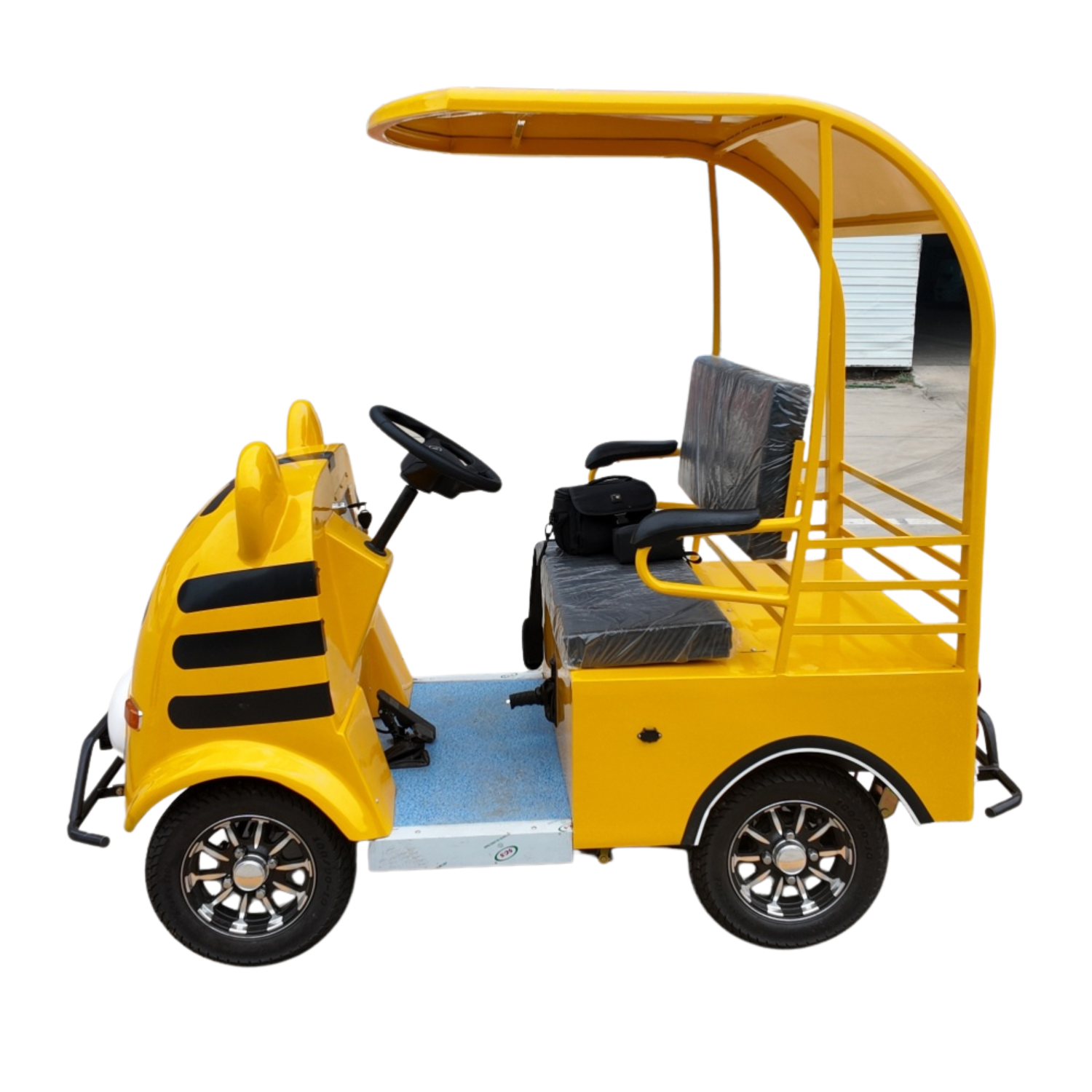 Coche eléctrico de dibujos animados