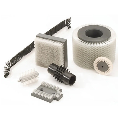 Finishing deburring brush