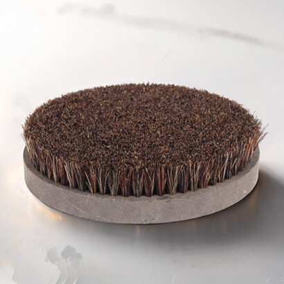 Bristle cleaning polishing descaling disc brush