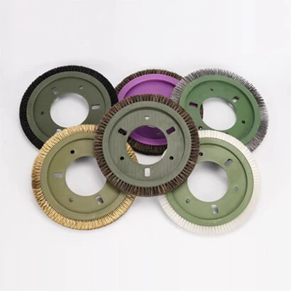 Textile dyeing brush for the whole plate