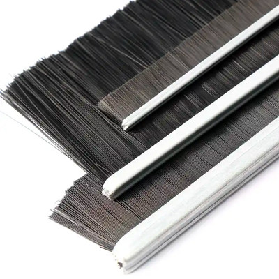 Flame retardant nylon high temperature sealing with brush