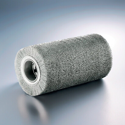 Deburring wire roller brush