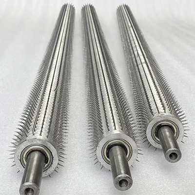 Foamed cotton exhaust non-woven perforated flat head needle roller