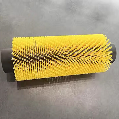 Cow cleaning anti-itch roller brush