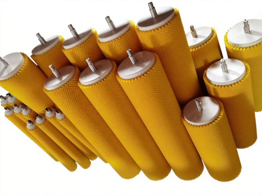 Cylinder brushes, peeled potatoes, stackable industrial brushes, sweeping brush rolls