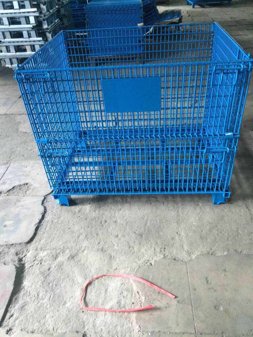 Painted and hollow board storage cages B2