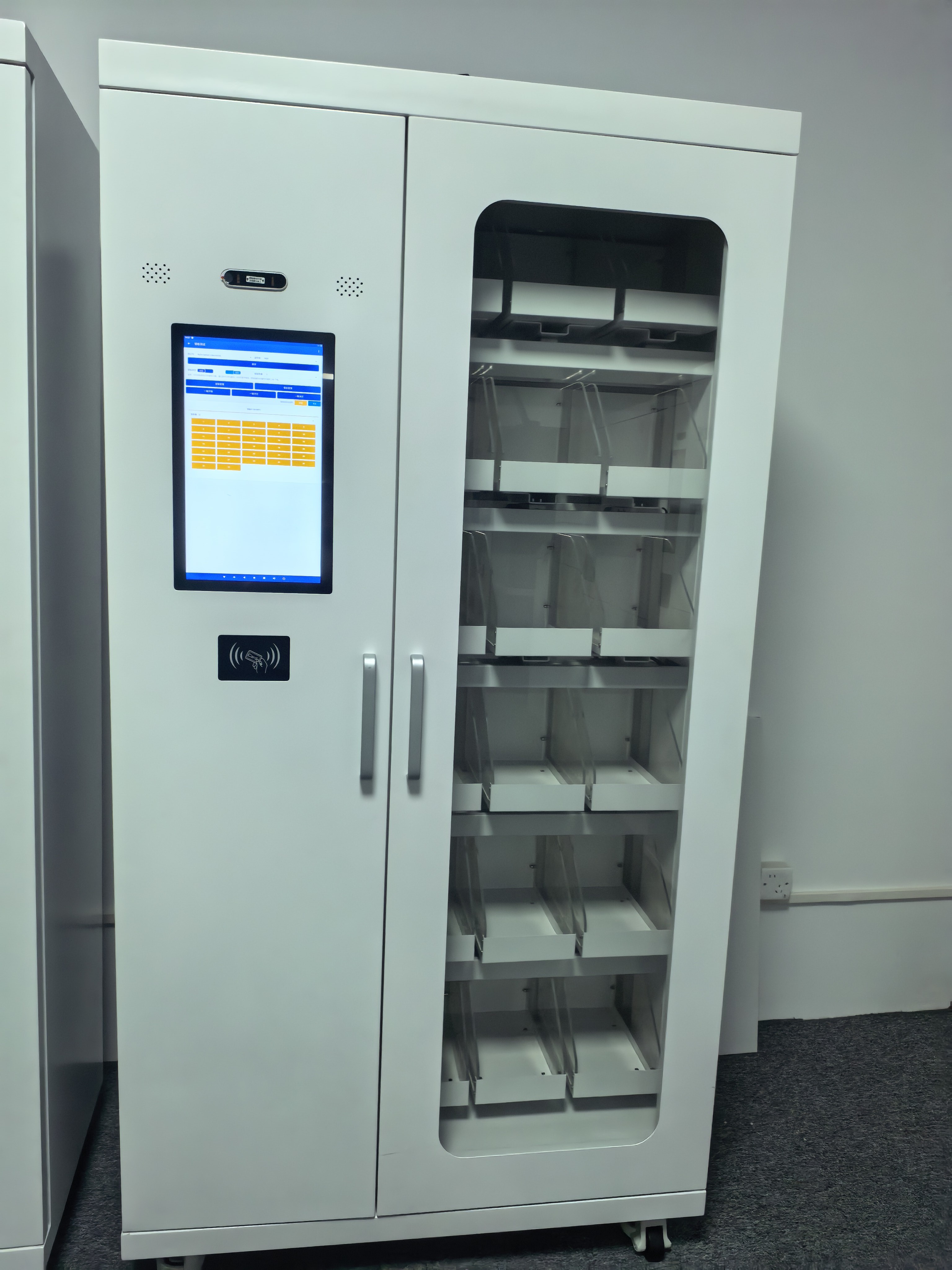 Metal cabinet