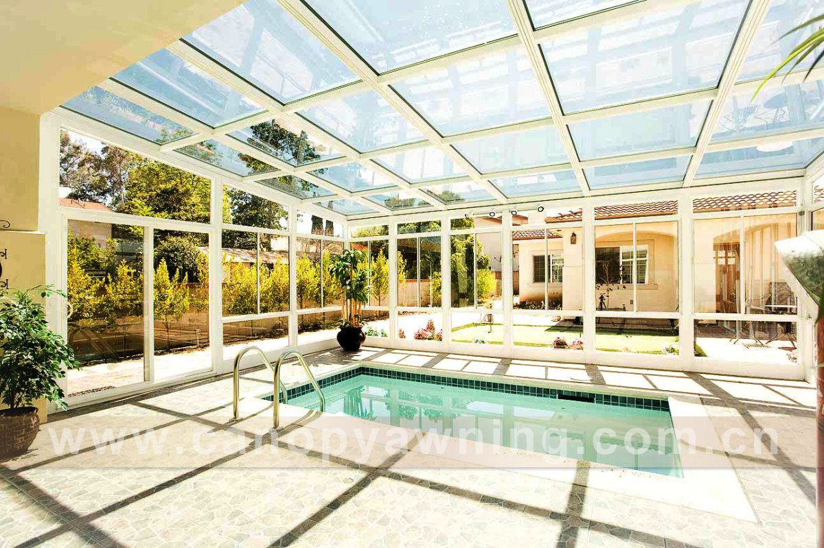 glass sunroom enclousure