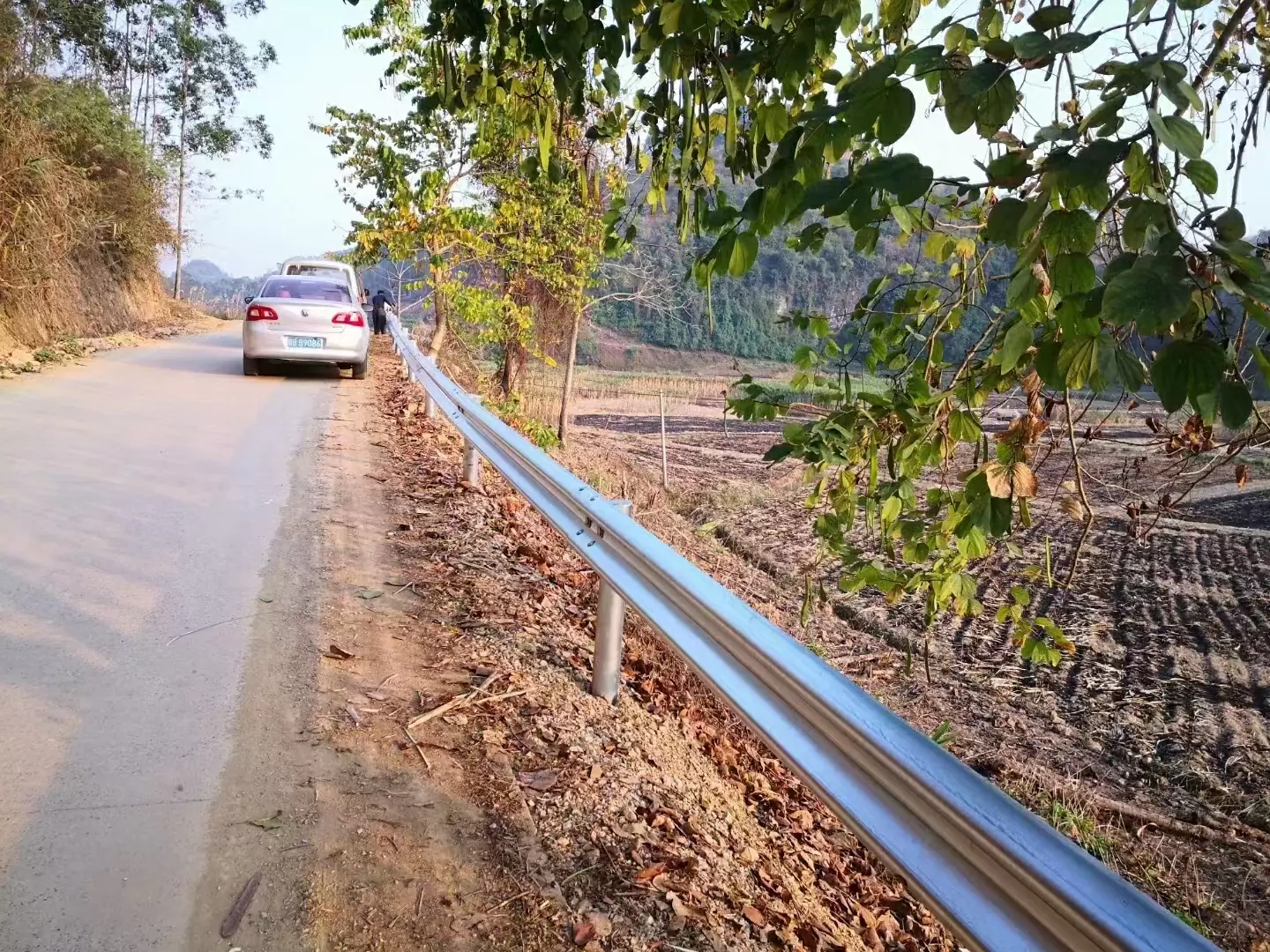 Road Protective Guard Rail