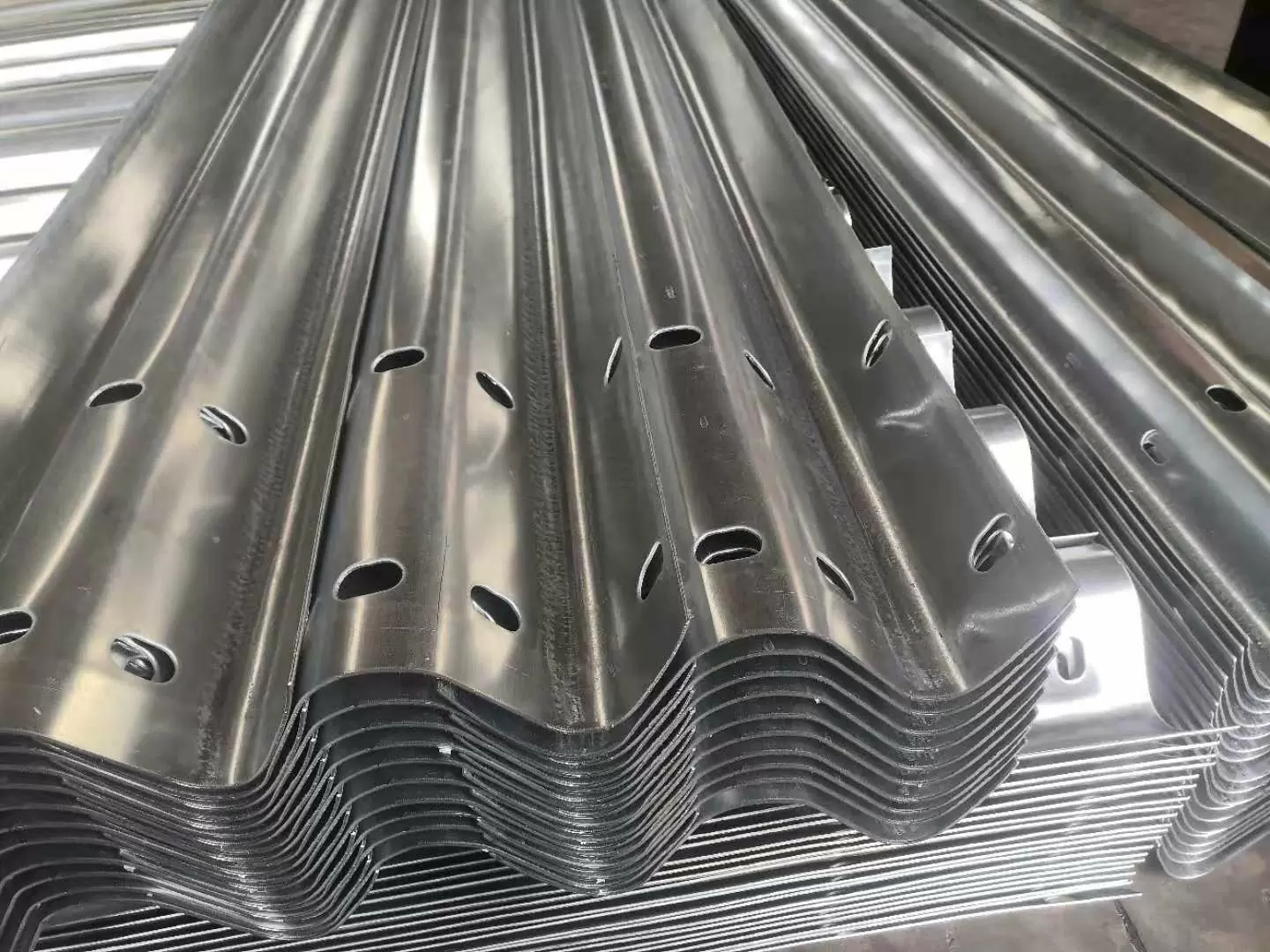 Galvanized W Beam
