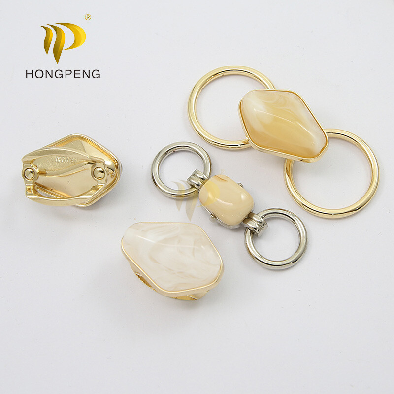 Khóa nối của bộ đồ bơi