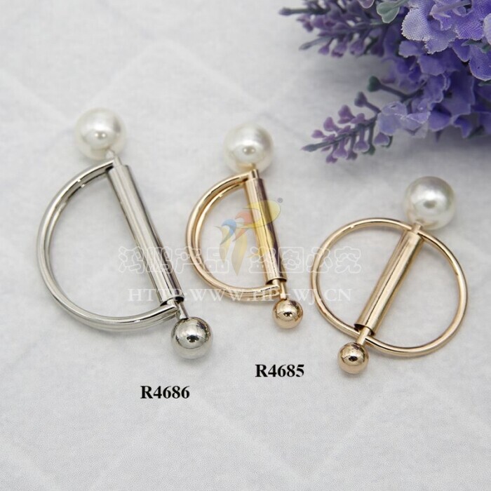 Khóa Trang Trí Ngọc Trai