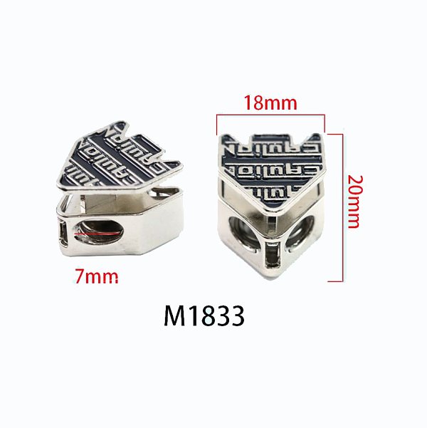 M1833