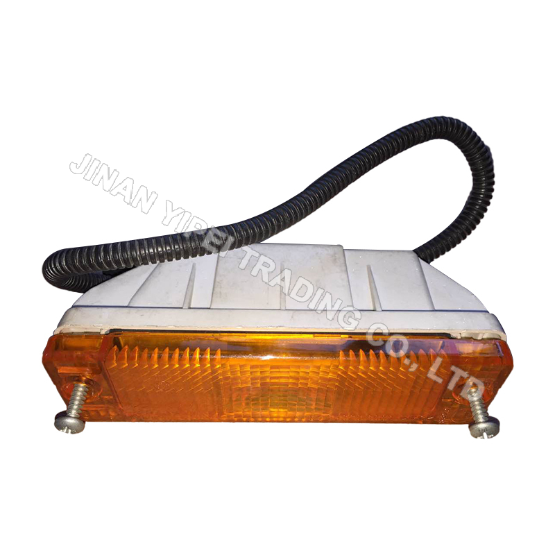 Поворотные огни 81.25320.6082