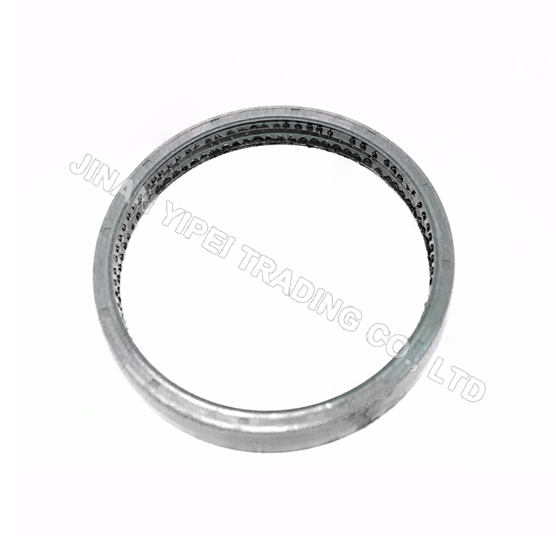 Комбинированное маслосъемное кольцо (левое) SHACMAN DZ90129340063