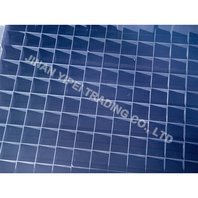 DZ95189761120 Крышка аккумуляторного отсека SHACMAN