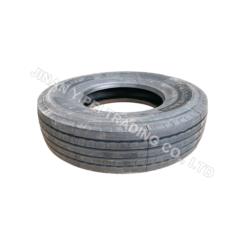 DZ95259610819 Neumático 12R22.5 18PR Patrón Vertical SHACMAN