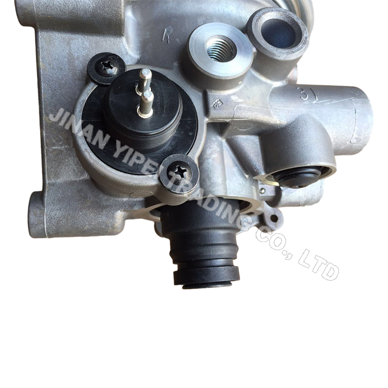 DZ9100369474 Secador de aire SHACMAN