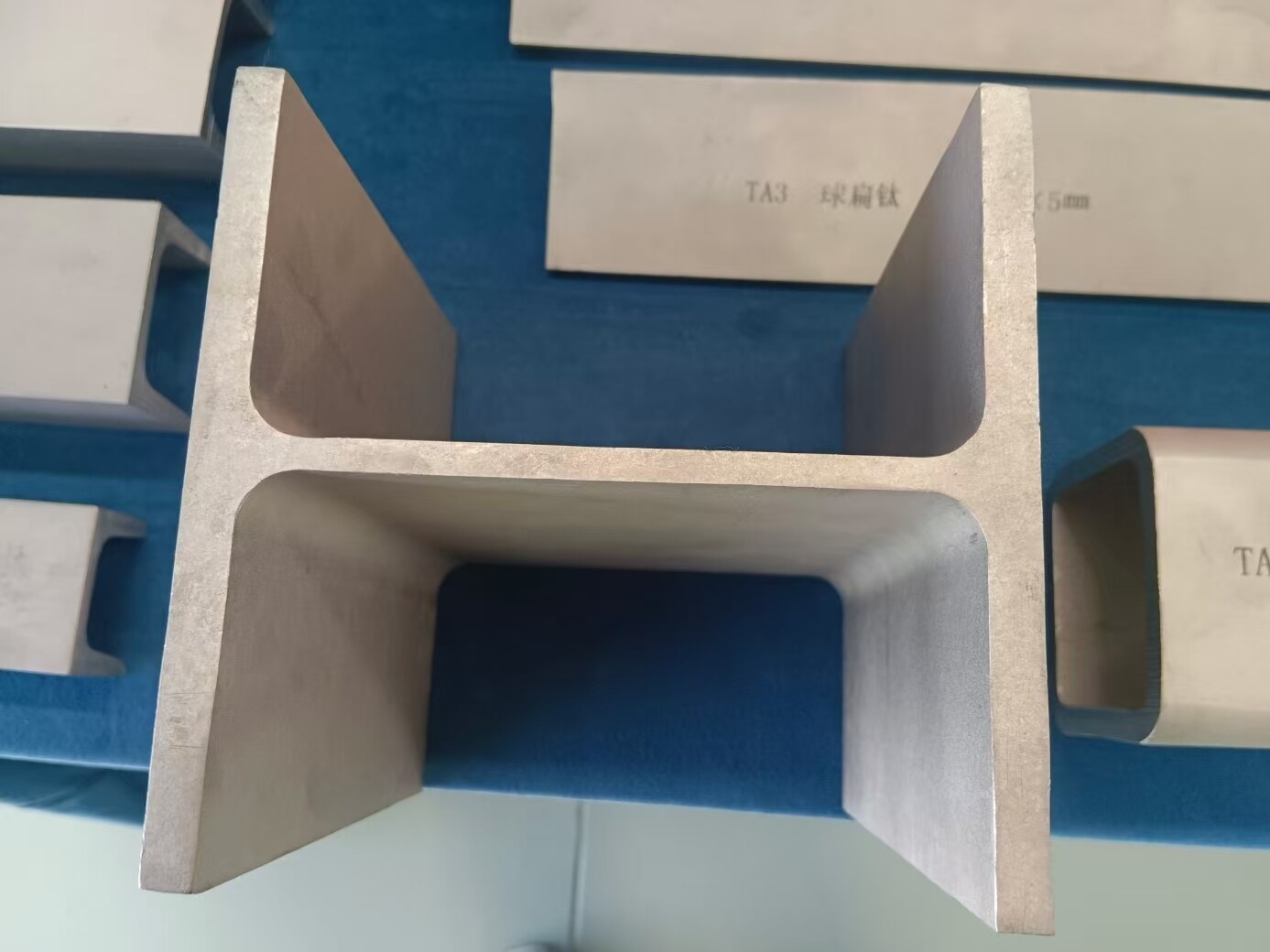 Titanium U-shaped groove