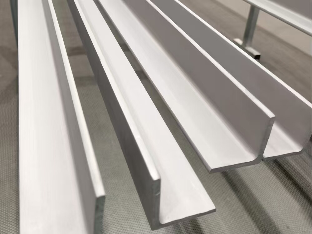 Titanium U-shaped groove