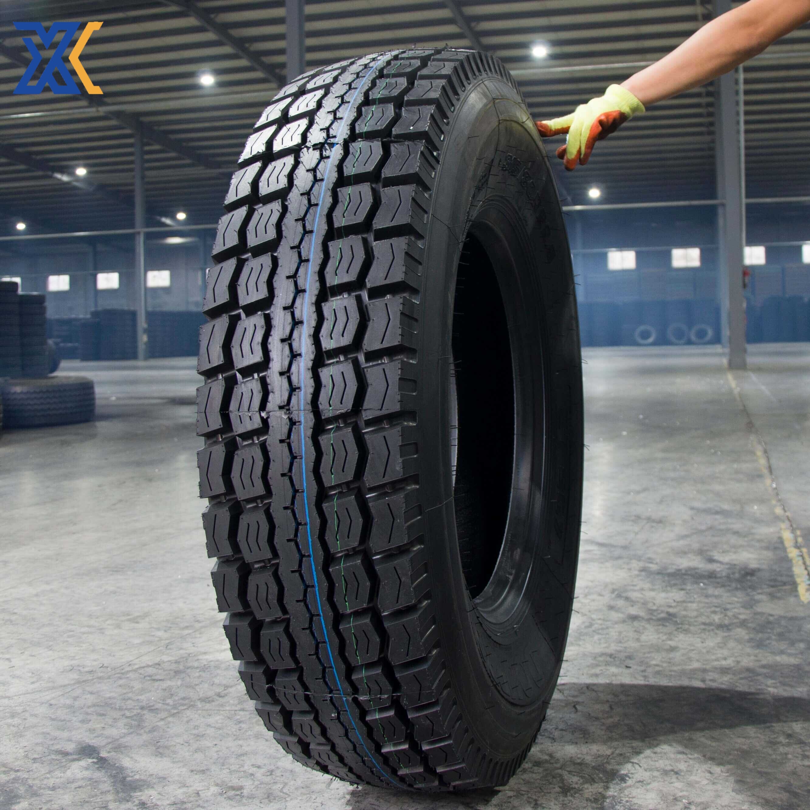 ST901 Truck Tire