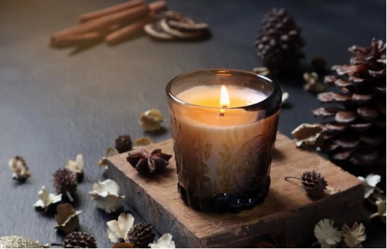 5 Wrong Ways to Diffuse Scents at Home Is Your Aromatherapy Candle Causing Chronic Poisoning2548