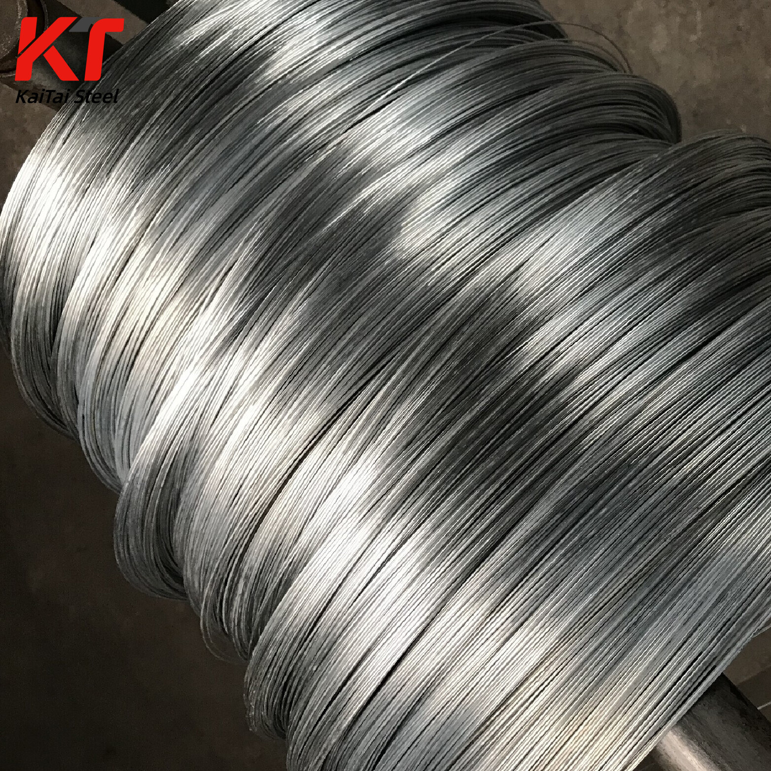 Hot-Dipped Galvanized 0.7mm-2mm Diameter Iron Wire SAE1008 Grade Steel Wire Rods