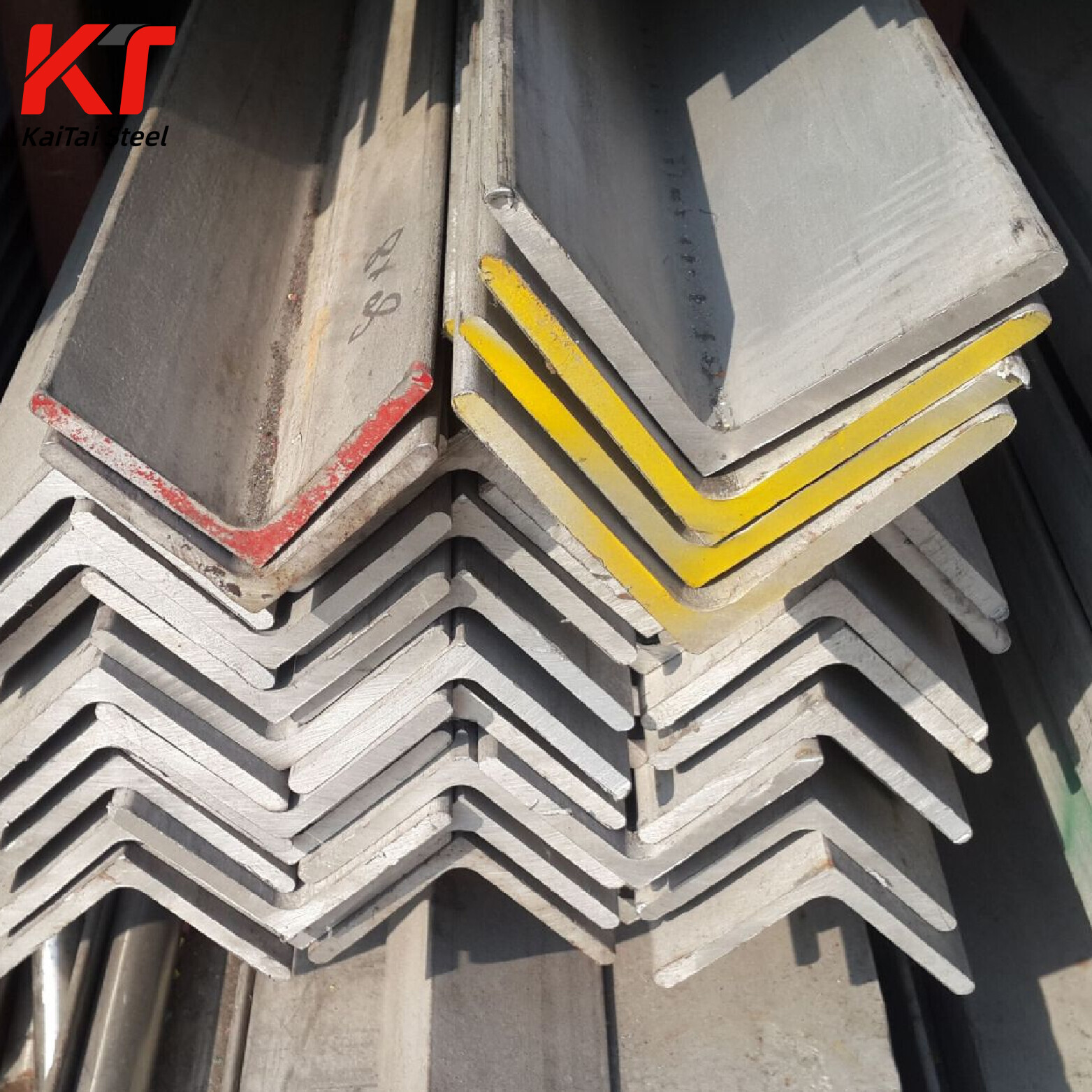 Carbon Steel Angle Bar ASTM A36 Hot Rolled Equal Leg Structural Steel L Shape Iron Angle 