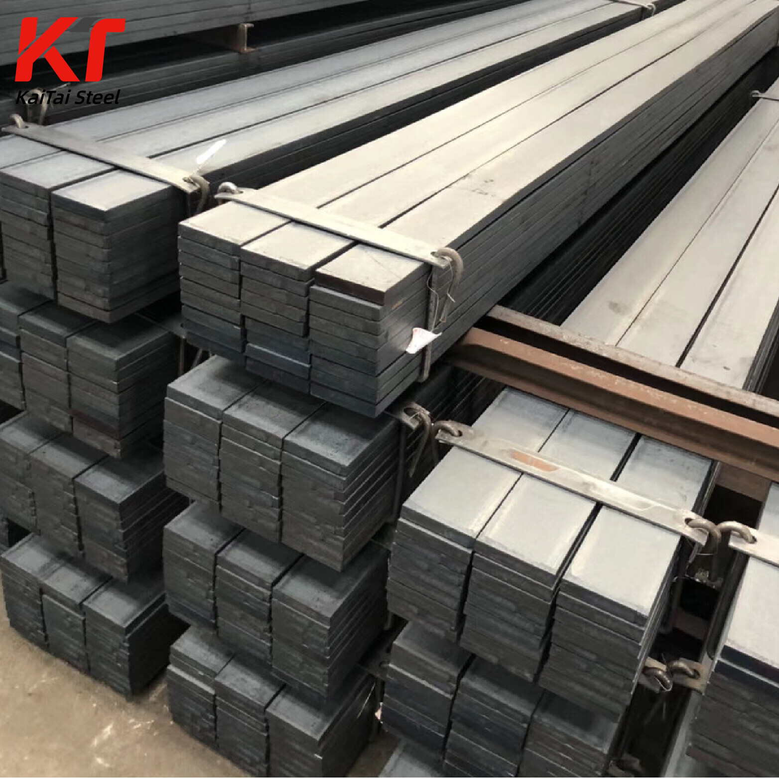 A36 High Quality Rolled 10mm Wide Flat Iron Hot Rolled 1084 Mild Steel Flat Bars