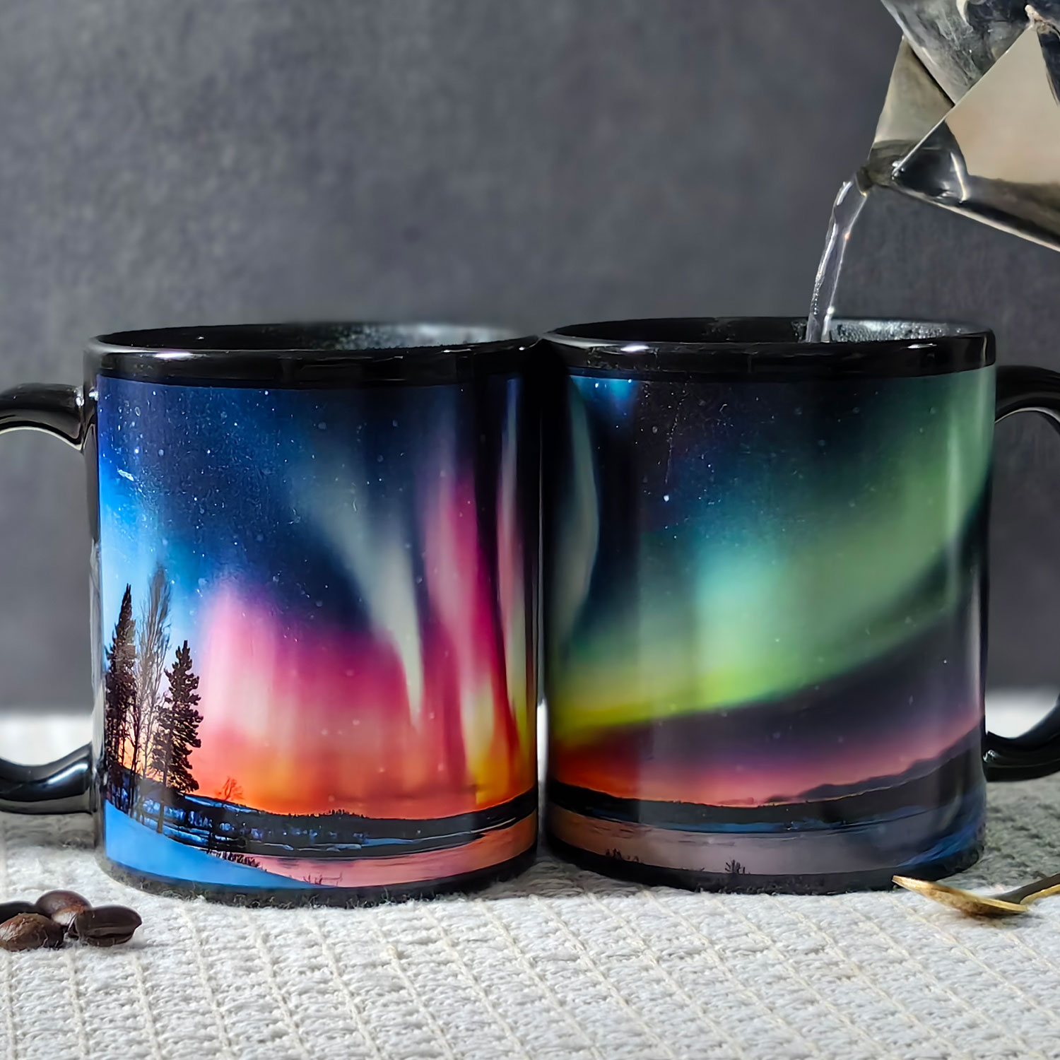 Starry Sky-Aurora C， Color Changing Mug Magic Mug.
