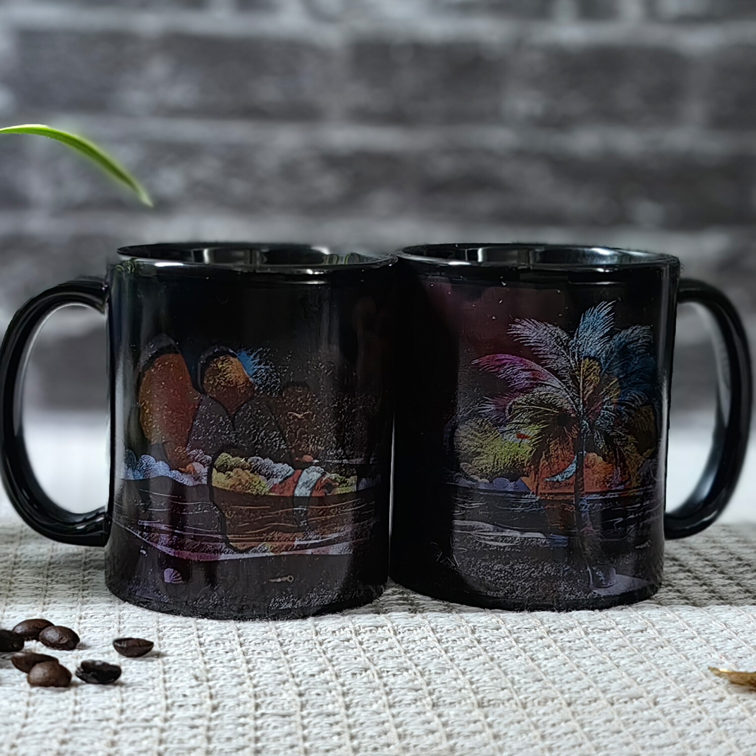 Seaside - Clown Fish，Ocean Color Changing Mug Magic Mug.