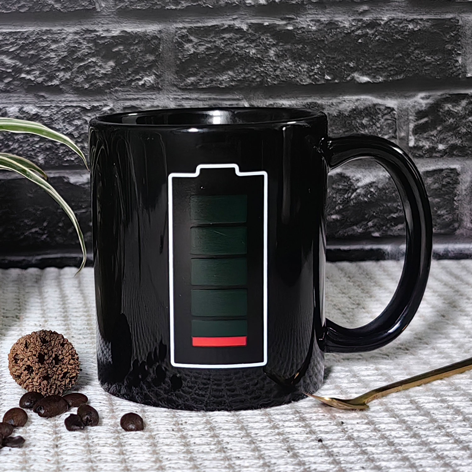 Rechargeable Batteriy, Father's Day Gift Color Changing Mug Magic Mug.