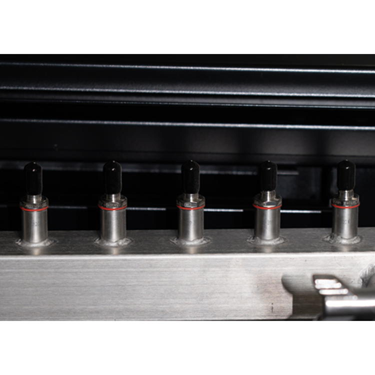 Liquid-Cooled Manifold