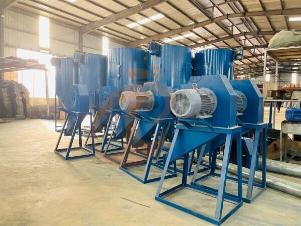 Fornecedor Tanzaniano de Gaiolas Automatizadas para Venda
