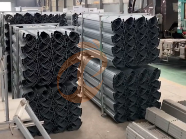 Fornecedor Etíope de Gaiolas para Frangos | Equipamento Avícola Confiável