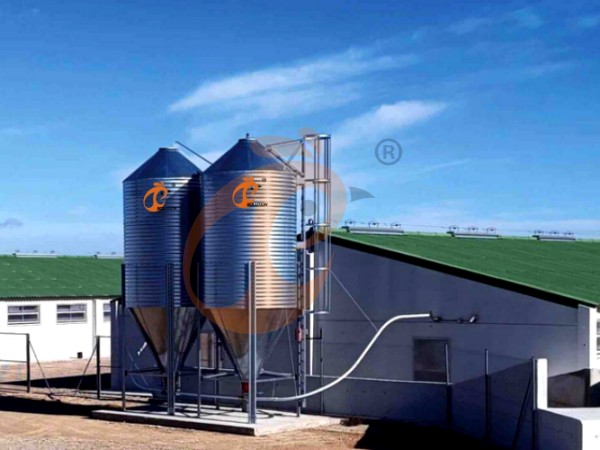 poultry house silo