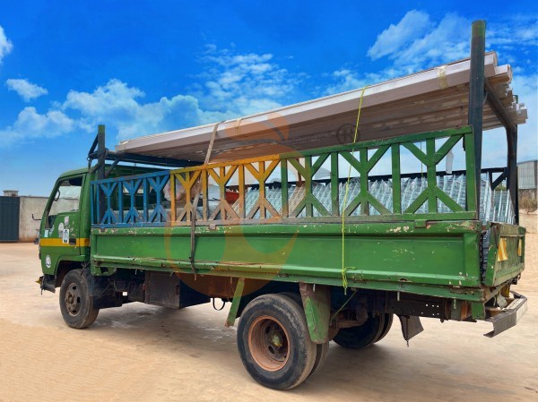 La filiale en Tanzanie propose un plan d'entreprise pour ferme avicole, fabrique des équipements pour ferme avicole