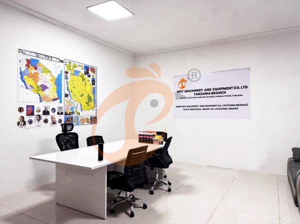 فرع تنزانيا يقدم خطة عمل مزرعة الدواجن، تصنيع معدات مزرعة الدواجن