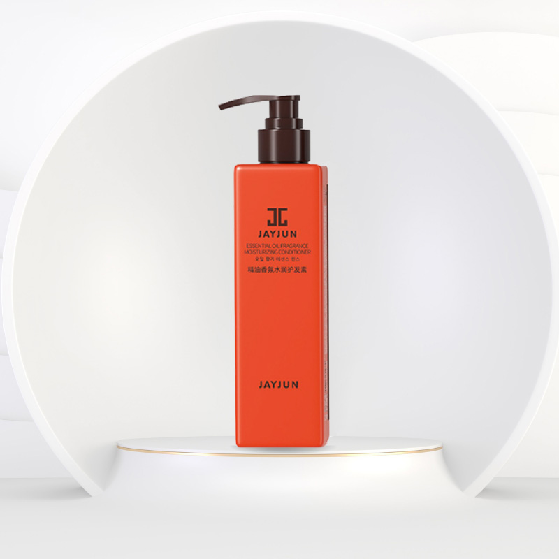 Customized Personal Care Accessories Offering Complete Solutions with Refreshing Shampoo and Moisturizing Body Lotion