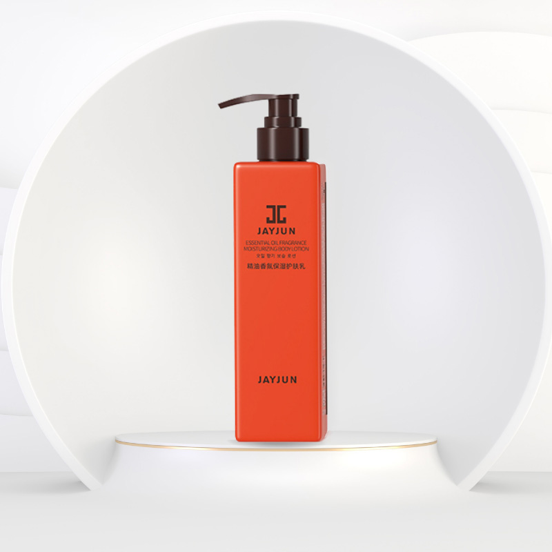 Customized Personal Care Accessories Offering Complete Solutions with Refreshing Shampoo and Moisturizing Body Lotion