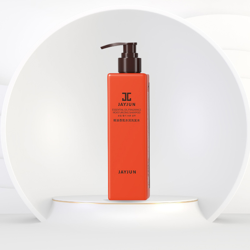 Customized Personal Care Accessories Offering Complete Solutions with Refreshing Shampoo and Moisturizing Body Lotion