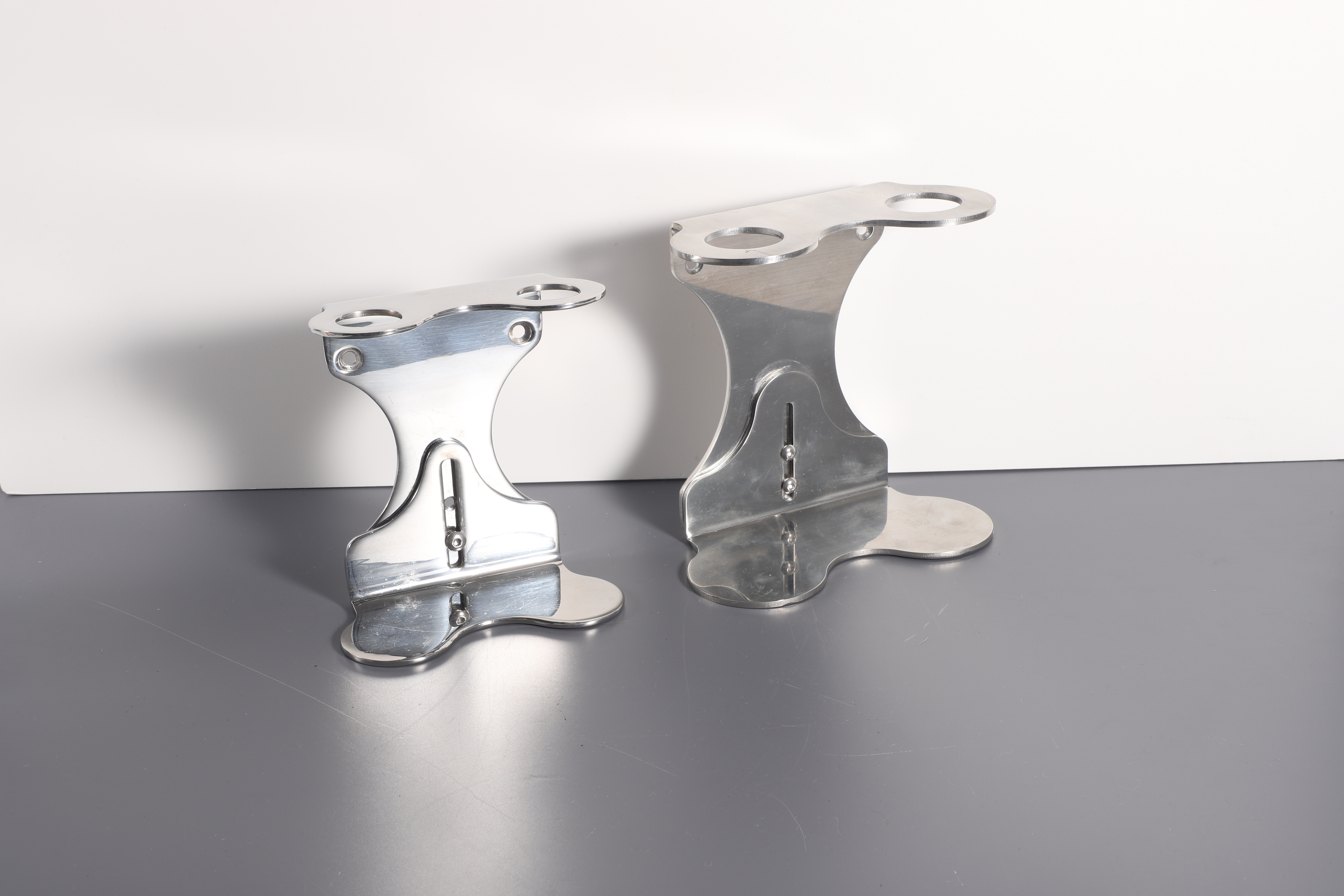 Hand Soap Dispenser with Dispenser Pump and Wall Mounted Soap Dispenser for Bathroom Use