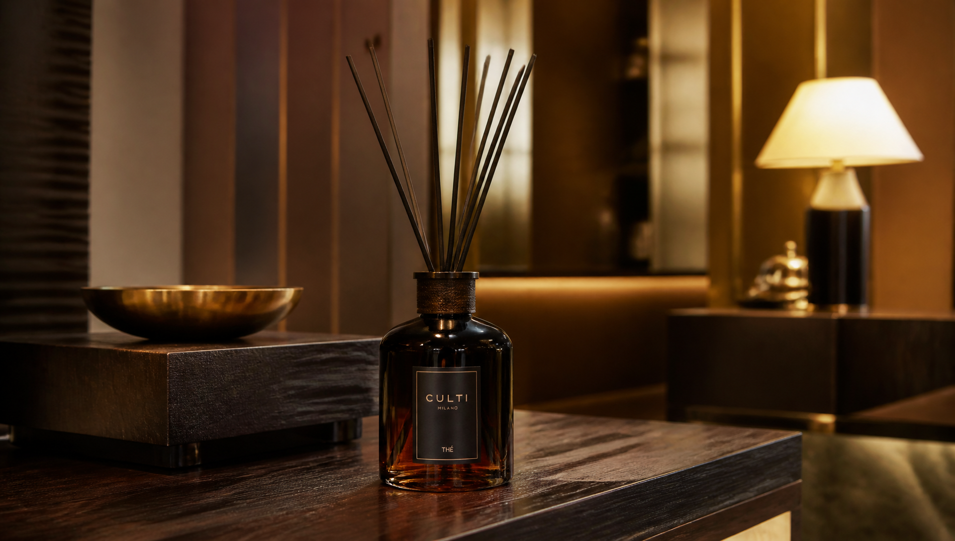 When Guests Still Smell Your Hotel Lobby Scent on Their Clothes After Returning Home – That's the Repeat-Booking Driver of a Signature Scent When Guests Still Smell Your Hotel Lobby Scent on Their Clothes After Returning Home – That's the Repeat-Booking Driver of a Signature Scent