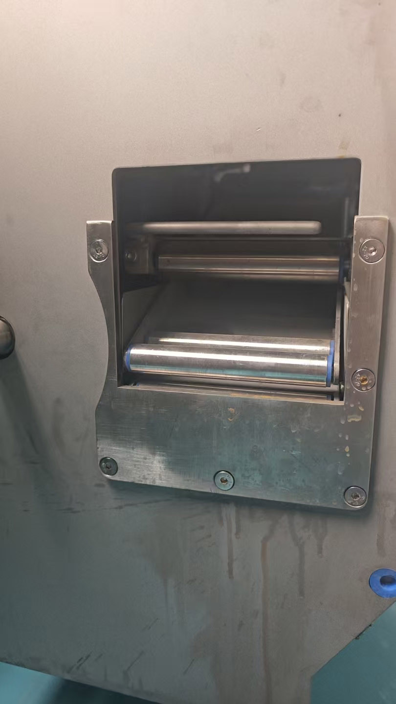 Multi functional vegetable slicer