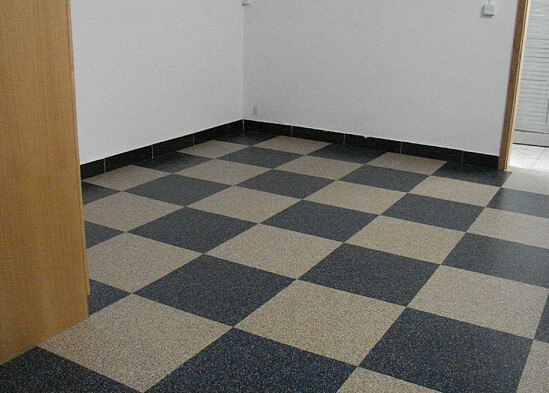 Green dot straight-edge, interlocking floor tiles