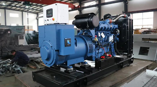 Hichai Power Amplia Presença no Sudeste Asiático com Envio de Gerador Yuchai de 250kW para Cingapura