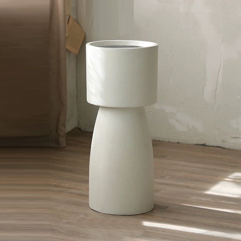 High-legged magnesium clay flower pot