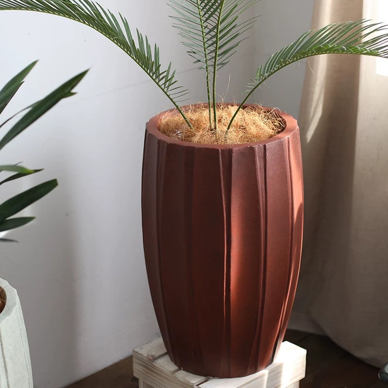 High corrugated flower pot