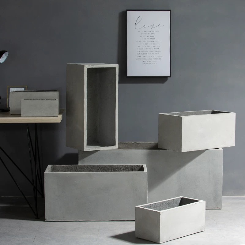 Rectangular flower box